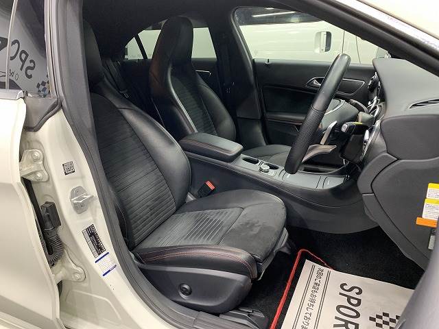2014 Mercedes Benz CLA-180